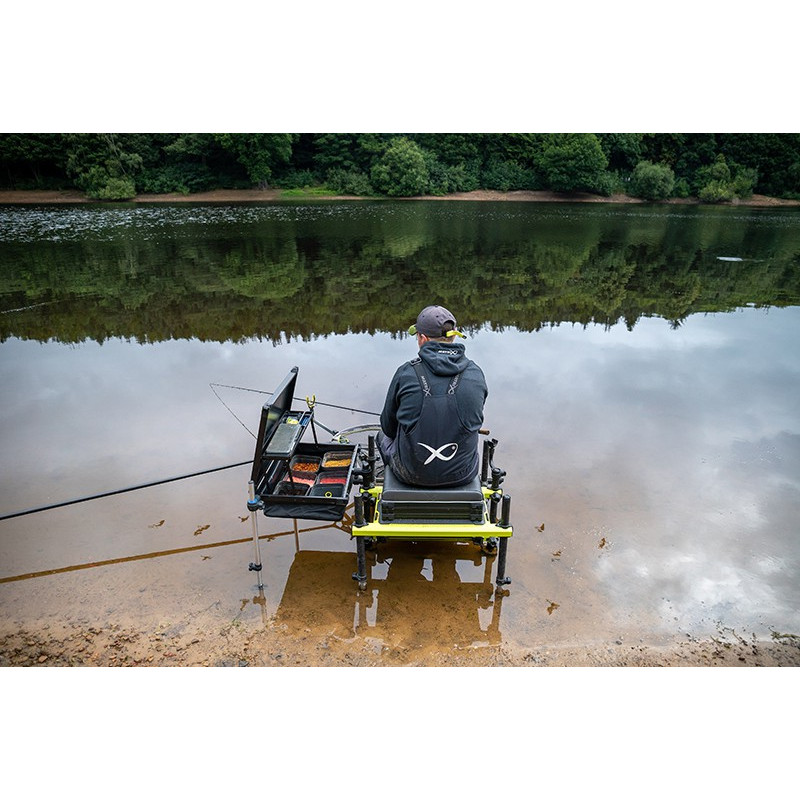 Półka Boczna Matrix Pro Feeder Tray - Centrum wędkarskie - Sklep wędkarski Jarofishing