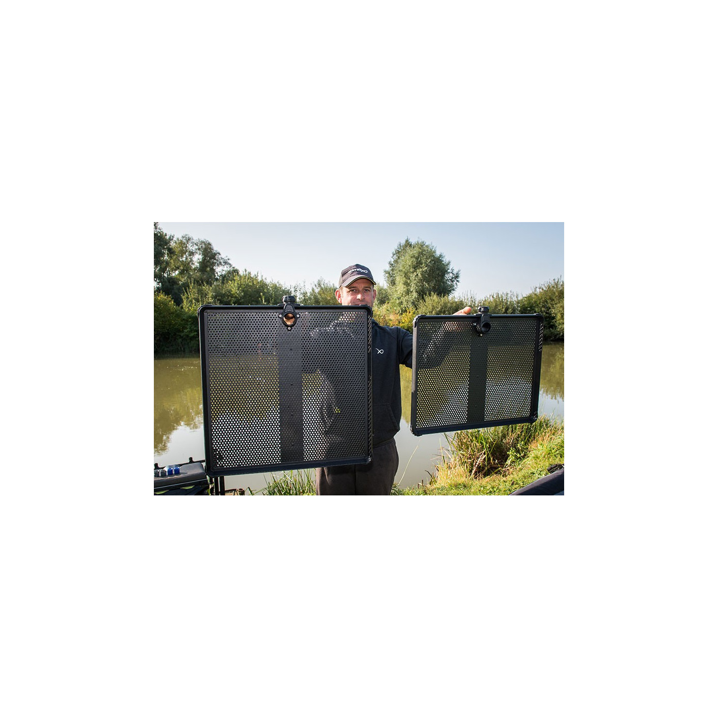Półka Boczna Matrix 3D-R Self-Supporting Side Trays - Large - Centrum wędkarskie - Sklep wędkarski Jarofishing Półka Boczna Matrix 3D-R Self-Supporting Side Trays - Large - Centrum wędkarskie - Sklep wędkarski Jarofishing