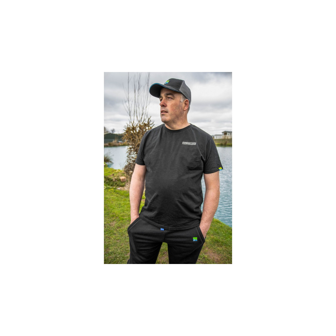 Koszulka Preston Black T-Shirt - roz. XXL - Centrum wędkarskie - Sklep wędkarski Jarofishing Koszulka Preston Black T-Shirt - roz. XXL - Centrum wędkarskie - Sklep wędkarski Jarofishing