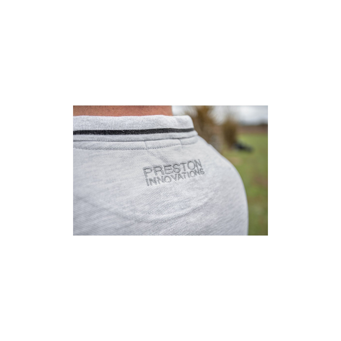 Koszulka polo Preston Grey T-Shirt - roz. M - Centrum wędkarskie - Sklep wędkarski Jarofishing Koszulka polo Preston Grey T-Shirt - roz. M - Centrum wędkarskie - Sklep wędkarski Jarofishing