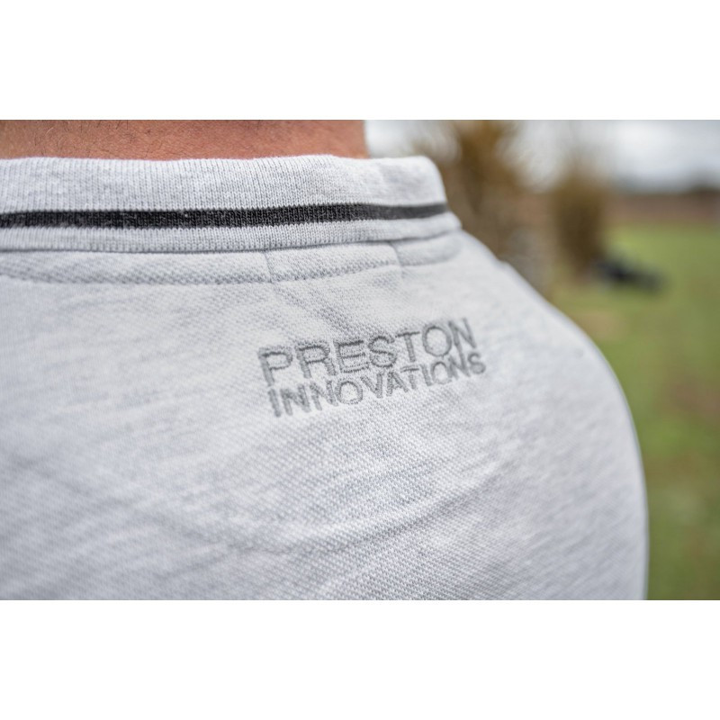 Koszulka polo Preston Grey T-Shirt - roz. M - Centrum wędkarskie - Sklep wędkarski Jarofishing Koszulka polo Preston Grey T-Shirt - roz. M - Centrum wędkarskie - Sklep wędkarski Jarofishing