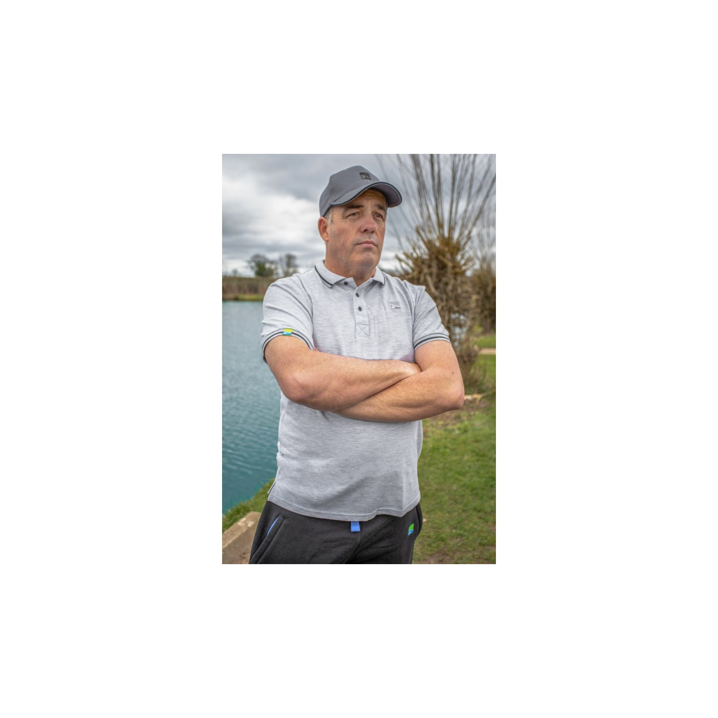Koszulka polo Preston Grey T-Shirt - roz. XXL - Centrum wędkarskie - Sklep wędkarski Jarofishing Koszulka polo Preston Grey T-Shirt - roz. XXL - Centrum wędkarskie - Sklep wędkarski Jarofishing