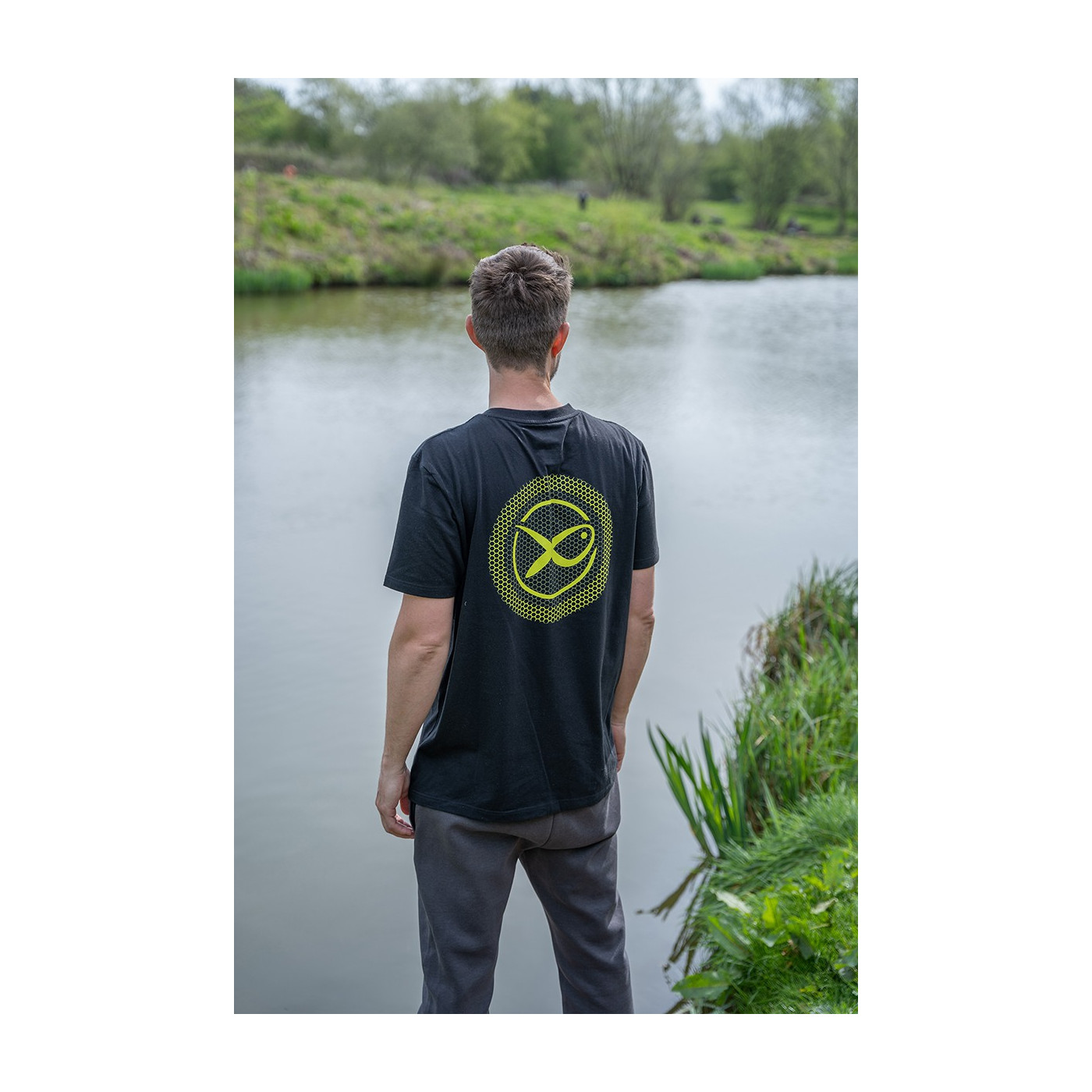T-Shirt Matrix Large Logo T-shirt (Black / Lime) - roz. M - Centrum wędkarskie - Sklep wędkarski Jarofishing T-Shirt Matrix Large Logo T-shirt (Black / Lime) - roz. M - Centrum wędkarskie - Sklep wędkarski Jarofishing