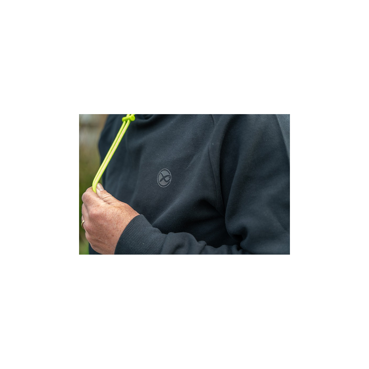 Bluza Matrix Black Edition Hoody (Black / Lime) Roz. XXL - Centrum wędkarskie - Sklep wędkarski Jarofishing
