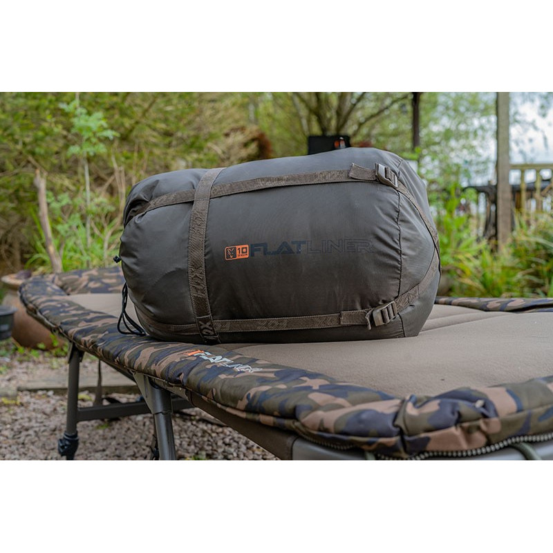 Śpiwór Fox Flatliner 1 Season Sleeping Bag - Centrum wędkarskie - Sklep wędkarski Jarofishing Śpiwór Fox Flatliner 1 Season Sleeping Bag - Centrum wędkarskie - Sklep wędkarski Jarofishing
