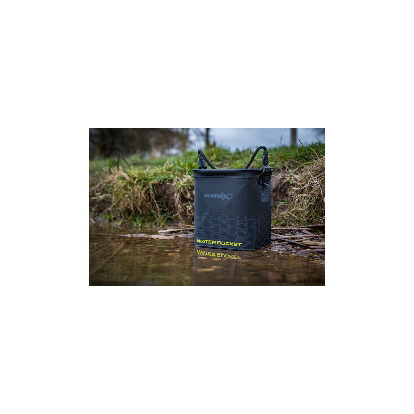 Wiaderko Matrix EVA Water Bucket - 4.5l - Centrum wędkarskie - Sklep wędkarski Jarofishing Wiaderko Matrix EVA Water Bucket - 4.5l - Centrum wędkarskie - Sklep wędkarski Jarofishing