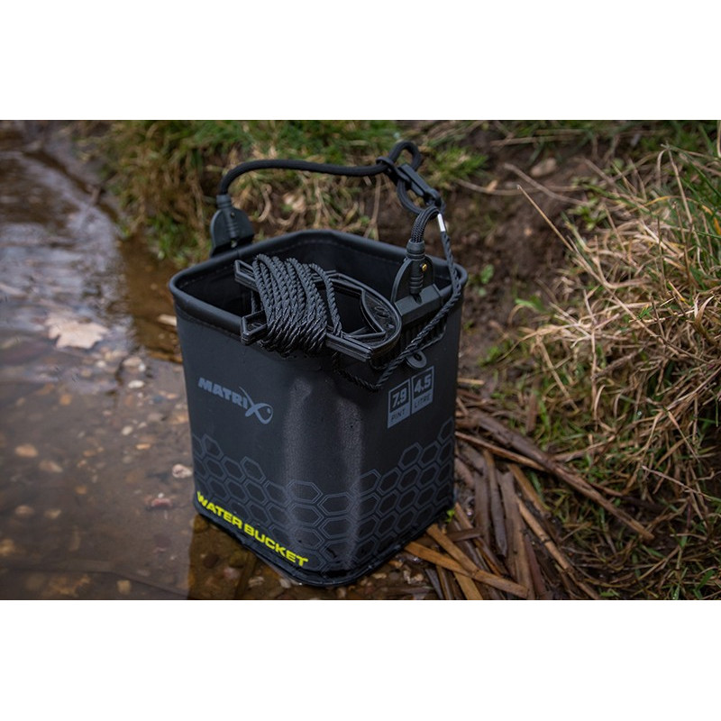 Wiaderko Matrix EVA Water Bucket - 4.5l - Centrum wędkarskie - Sklep wędkarski Jarofishing Wiaderko Matrix EVA Water Bucket - 4.5l - Centrum wędkarskie - Sklep wędkarski Jarofishing