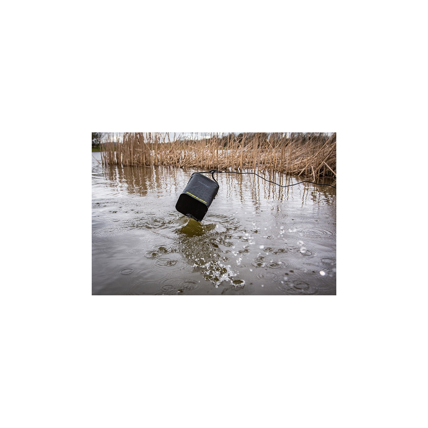 Wiaderko Matrix EVA Water Bucket - 4.5l - Centrum wędkarskie - Sklep wędkarski Jarofishing Wiaderko Matrix EVA Water Bucket - 4.5l - Centrum wędkarskie - Sklep wędkarski Jarofishing