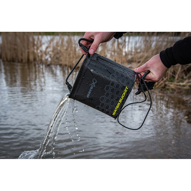 Wiaderko Matrix EVA Water Bucket - 4.5l - Centrum wędkarskie - Sklep wędkarski Jarofishing Wiaderko Matrix EVA Water Bucket - 4.5l - Centrum wędkarskie - Sklep wędkarski Jarofishing