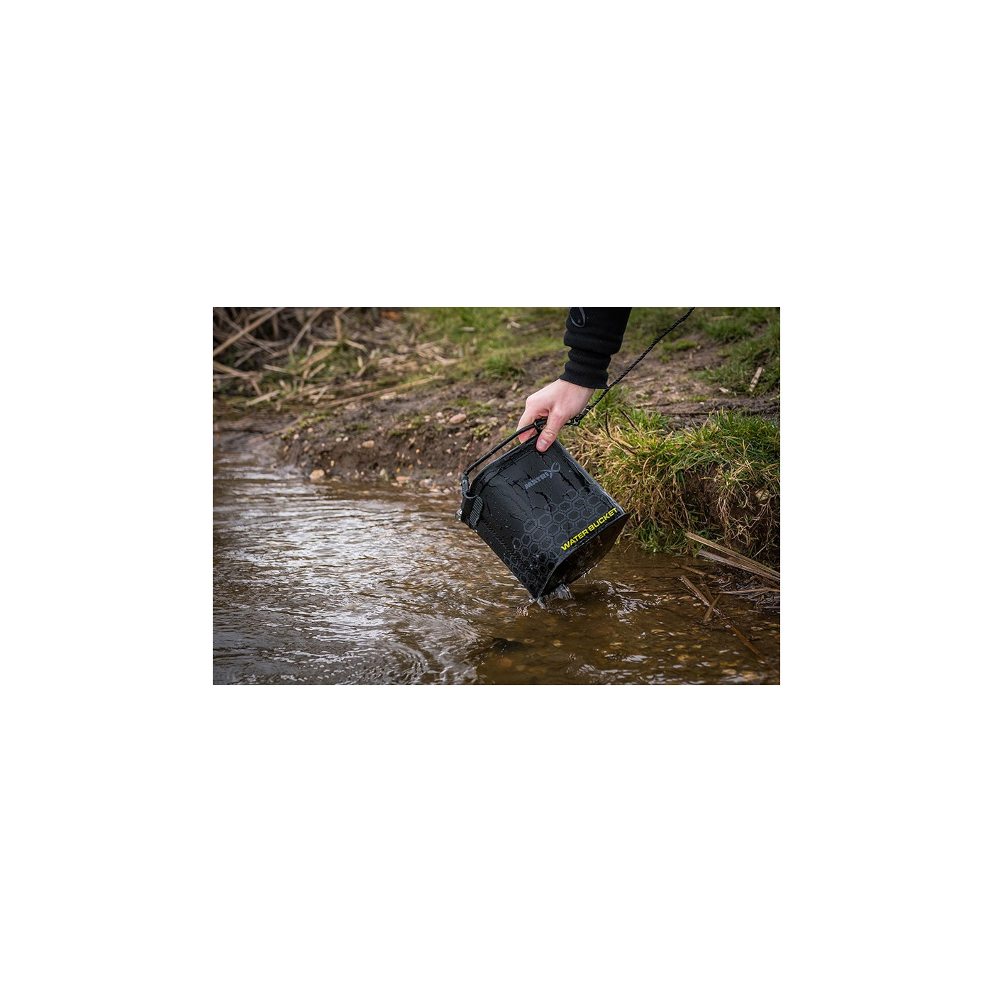 Wiaderko Matrix EVA Water Bucket - 4.5l - Centrum wędkarskie - Sklep wędkarski Jarofishing Wiaderko Matrix EVA Water Bucket - 4.5l - Centrum wędkarskie - Sklep wędkarski Jarofishing