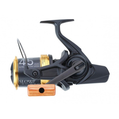 Kołowrotek Daiwa Emblem 45 SCW QD OT 23 - Centrum wędkarskie - Sklep wędkarski Jarofishing