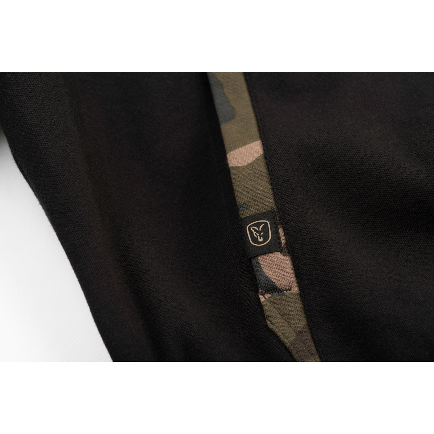 Bluza Fox Black / Camo Print Roz.XXL - Centrum wędkarskie - Sklep wędkarski Jarofishing