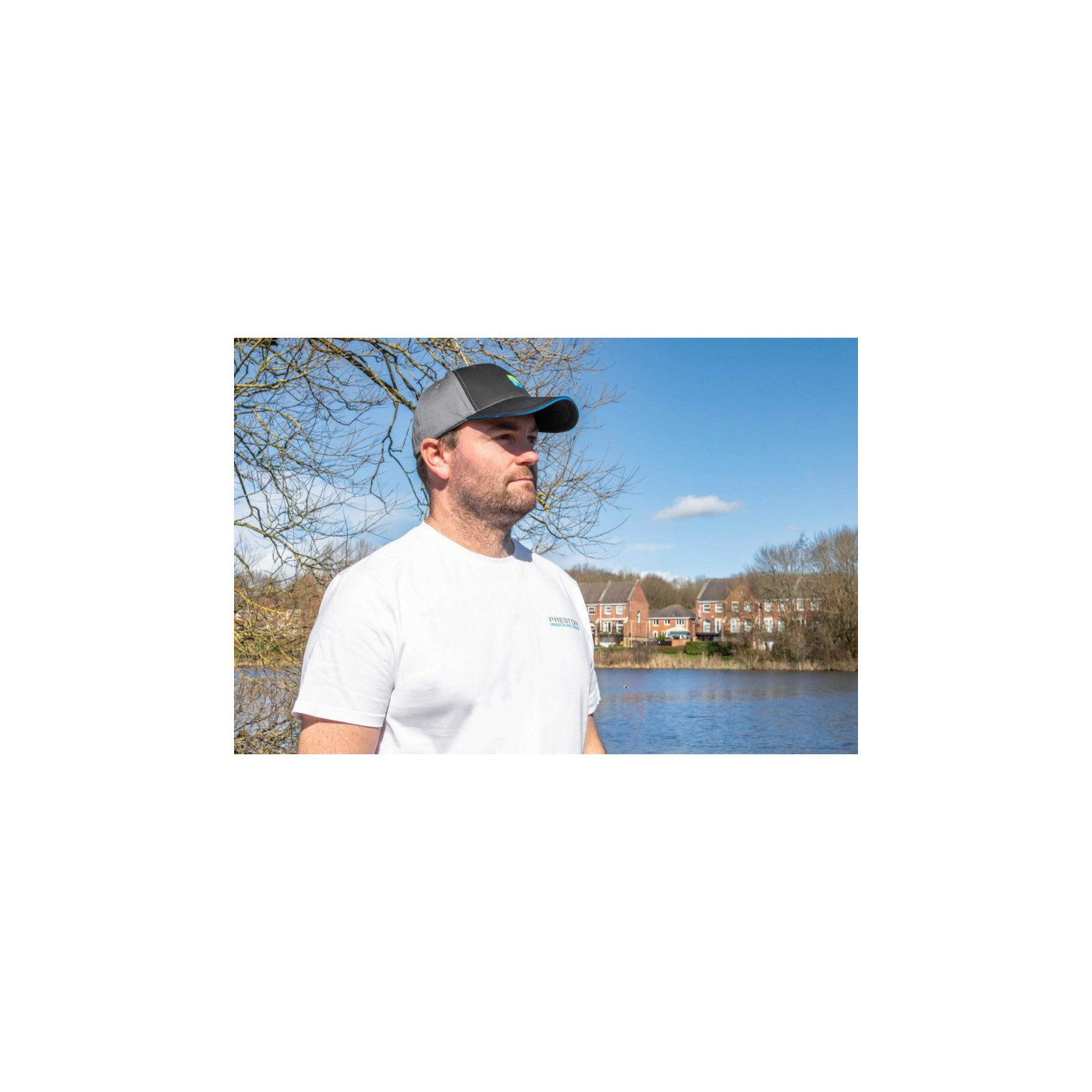 Koszulka Preston White T-Shirt 2022 - roz. XXL - Centrum wędkarskie - Sklep wędkarski Jarofishing Koszulka Preston White T-Shirt 2022 - roz. XXL - Centrum wędkarskie - Sklep wędkarski Jarofishing