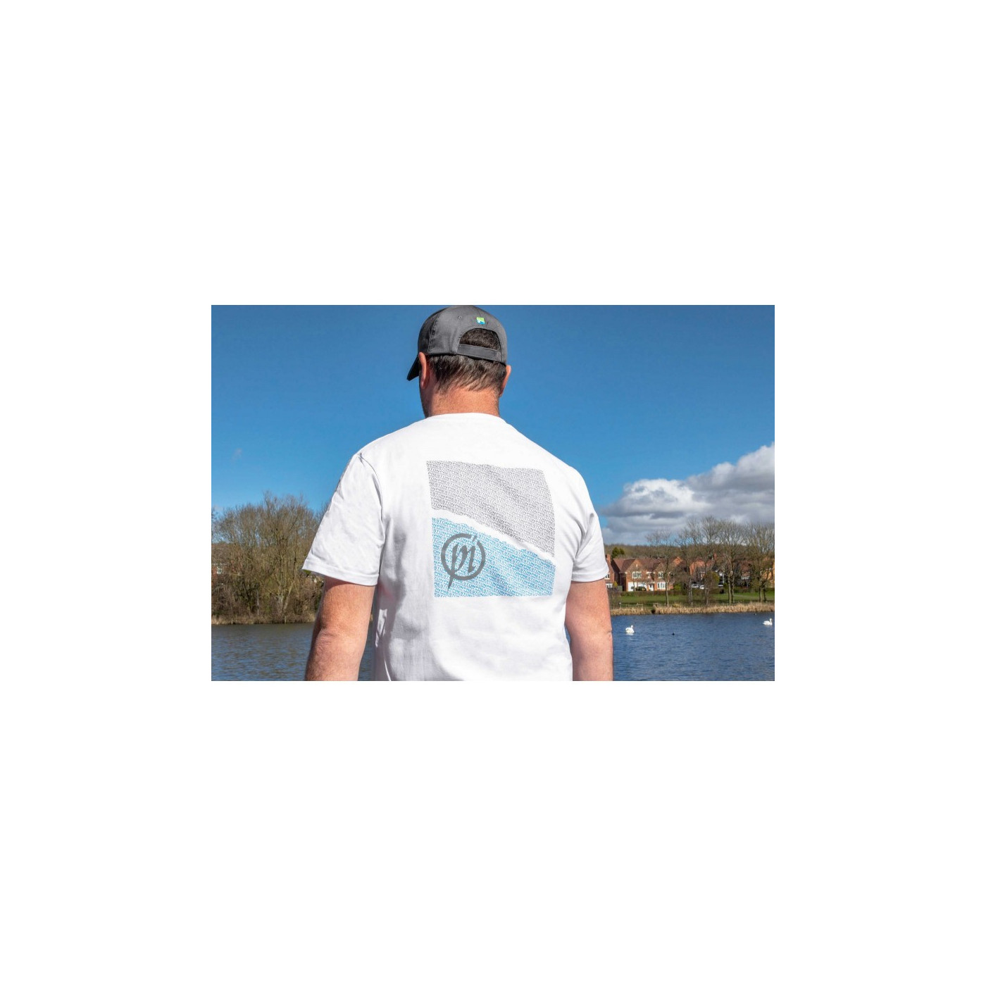Koszulka Preston White T-Shirt 2022 - roz. XXXL - Centrum wędkarskie - Sklep wędkarski Jarofishing Koszulka Preston White T-Shirt 2022 - roz. XXXL - Centrum wędkarskie - Sklep wędkarski Jarofishing