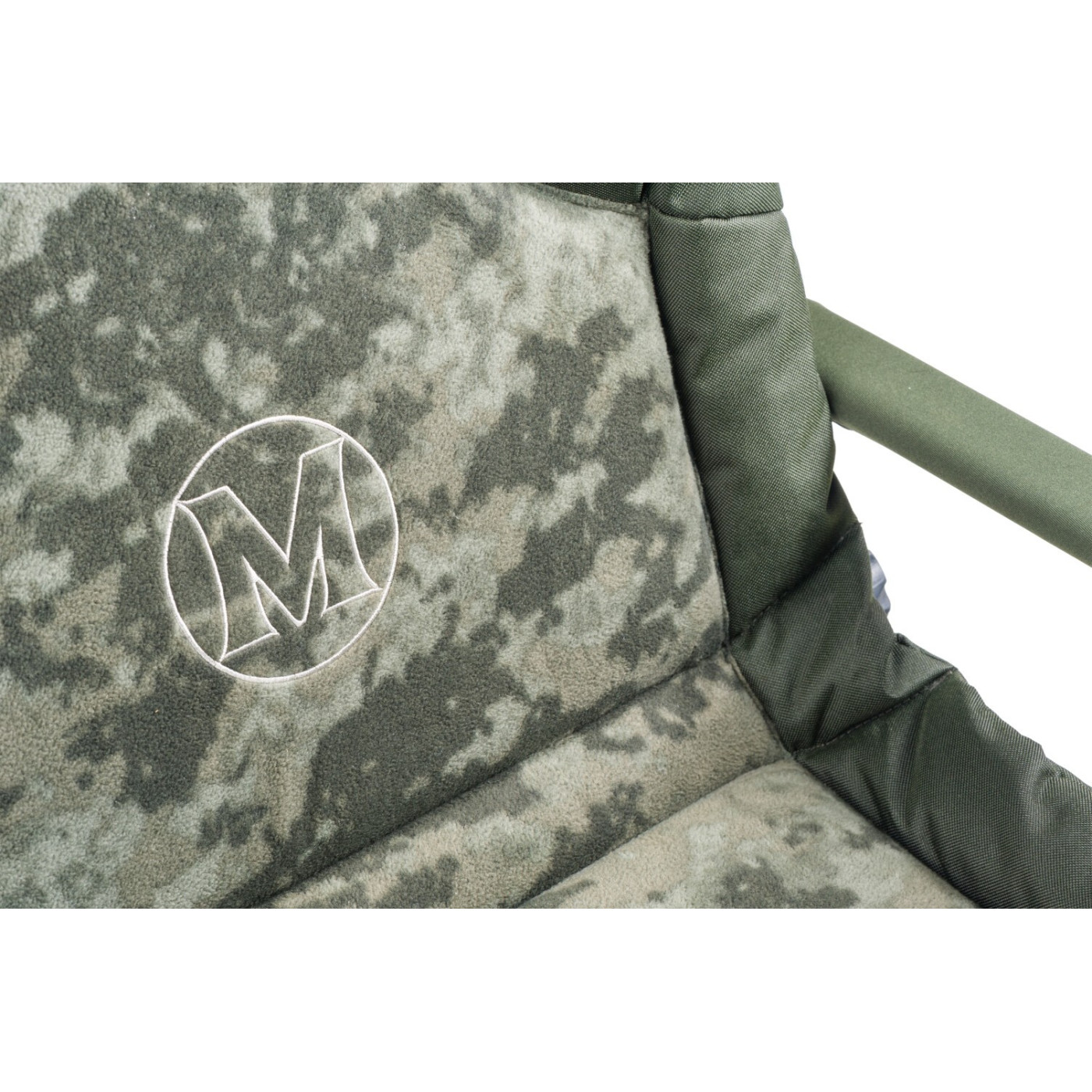 Krzesło Mivardi CamoCODE Arm - Centrum wędkarskie - Sklep wędkarski Jarofishing