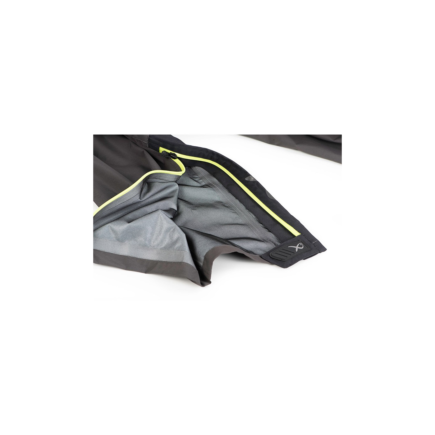 Spodnie Matrix Tri-Layer Over Trousers 25K PRO - roz. L - Centrum wędkarskie - Sklep wędkarski Jarofishing