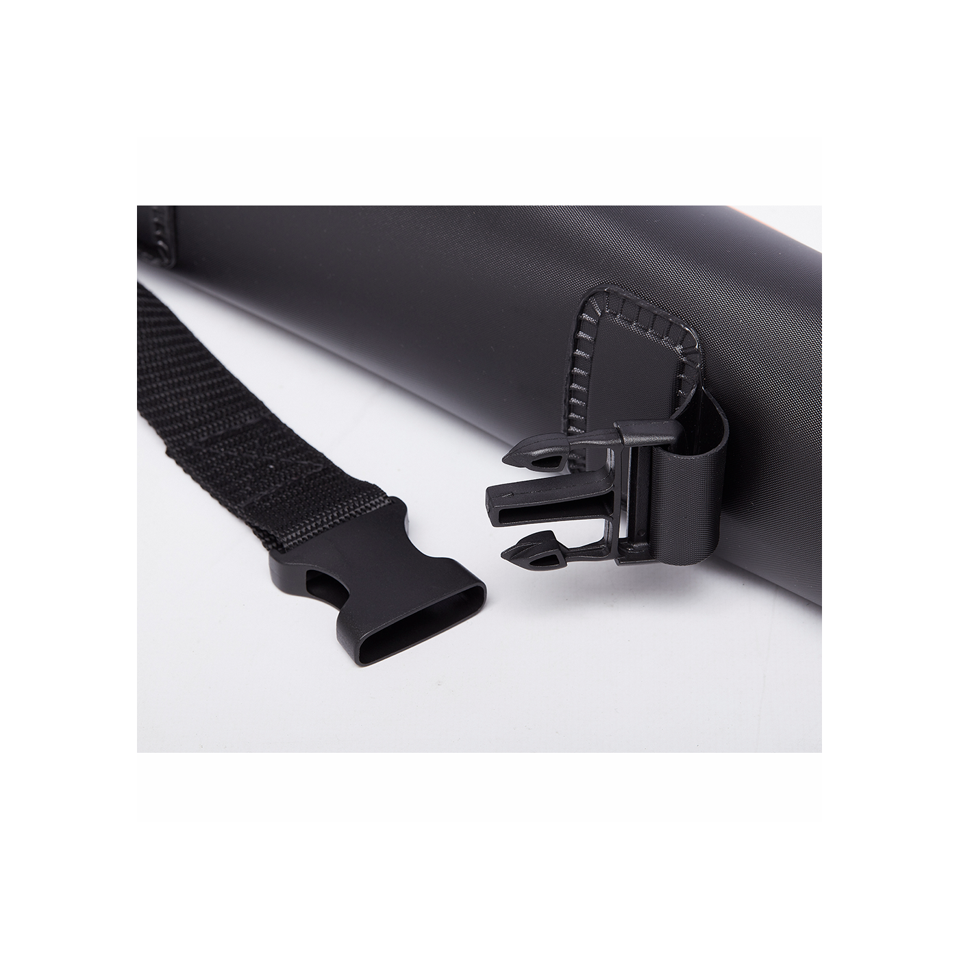 Pokrowiec na wędki Savage Gear WPMP RodBag 140cm - Centrum wędkarskie - Sklep wędkarski Jarofishing Pokrowiec na wędki Savage Gear WPMP RodBag 140cm - Centrum wędkarskie - Sklep wędkarski Jarofishing