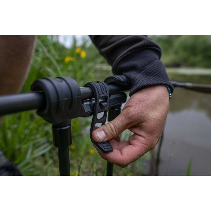 Uchwyt Na Podbierak Avid Lok Down Landing Net Holder - Centrum wędkarskie - Sklep wędkarski Jarofishing Uchwyt Na Podbierak Avid Lok Down Landing Net Holder - Centrum wędkarskie - Sklep wędkarski Jarofishing