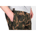 Krótkie Spodenki Fox Camo LW Jogger Short Roz.L - Centrum wędkarskie - Sklep wędkarski Jarofishing Krótkie Spodenki Fox Camo LW Jogger Short Roz.L - Centrum wędkarskie - Sklep wędkarski Jarofishing