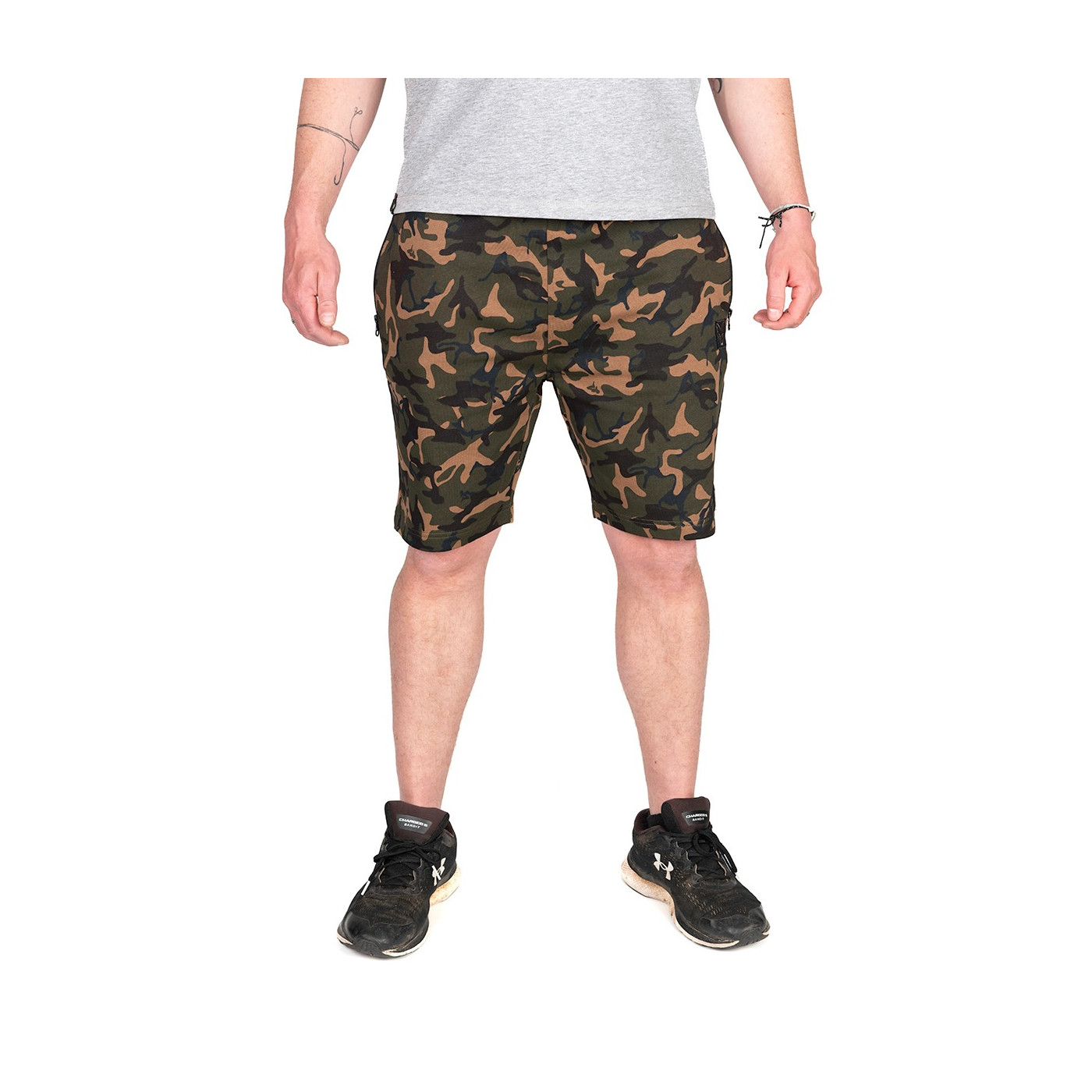 Krótkie Spodenki Fox Camo LW Jogger Short Roz.M - Centrum wędkarskie - Sklep wędkarski Jarofishing Krótkie Spodenki Fox Camo LW Jogger Short Roz.M - Centrum wędkarskie - Sklep wędkarski Jarofishing
