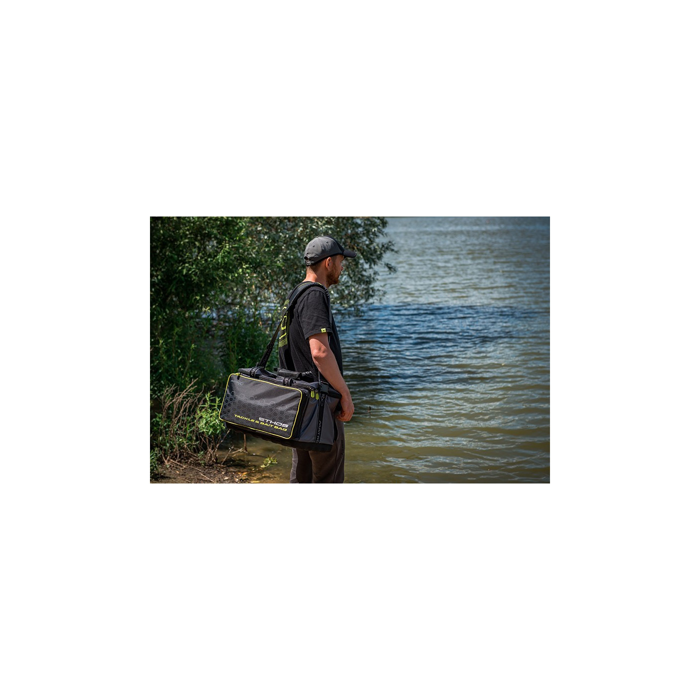 Torba Matrix Ethos Tackle & Bait Bag - Centrum wędkarskie - Sklep wędkarski Jarofishing Torba Matrix Ethos Tackle & Bait Bag - Centrum wędkarskie - Sklep wędkarski Jarofishing