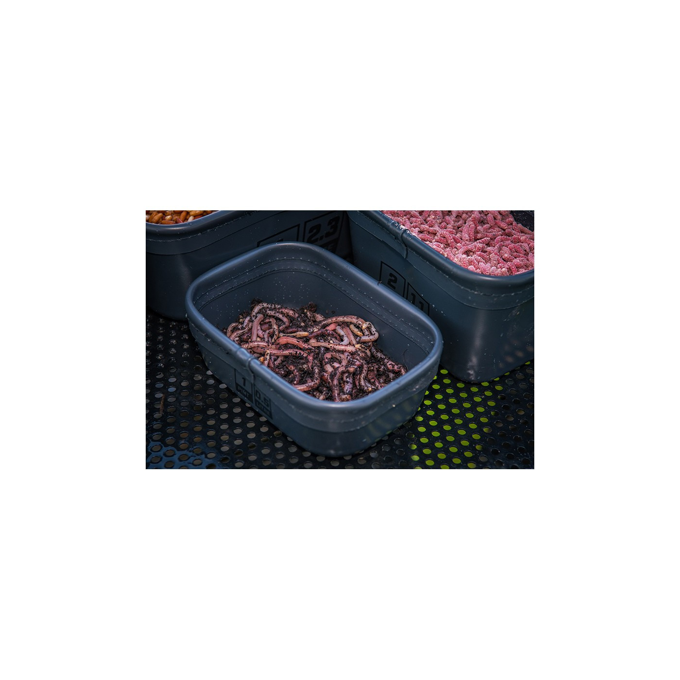 Pojemnik Matrix EVA Stacking Bait Tub - 3 Pint / 1.7L - Centrum wędkarskie - Sklep wędkarski Jarofishing Pojemnik Matrix EVA Stacking Bait Tub - 3 Pint / 1.7L - Centrum wędkarskie - Sklep wędkarski Jarofishing