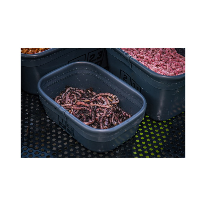 Pojemnik Matrix EVA Stacking Bait Tub - 3 Pint / 1.7L - Centrum wędkarskie - Sklep wędkarski Jarofishing Pojemnik Matrix EVA Stacking Bait Tub - 3 Pint / 1.7L - Centrum wędkarskie - Sklep wędkarski Jarofishing