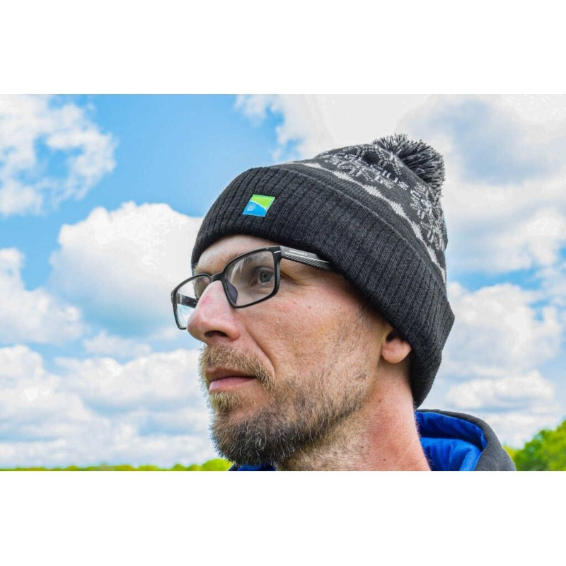 Czapka Preston Celcius Waterproof Bobble Hat - Centrum wędkarskie - Sklep wędkarski Jarofishing Czapka Preston Celcius Waterproof Bobble Hat - Centrum wędkarskie - Sklep wędkarski Jarofishing