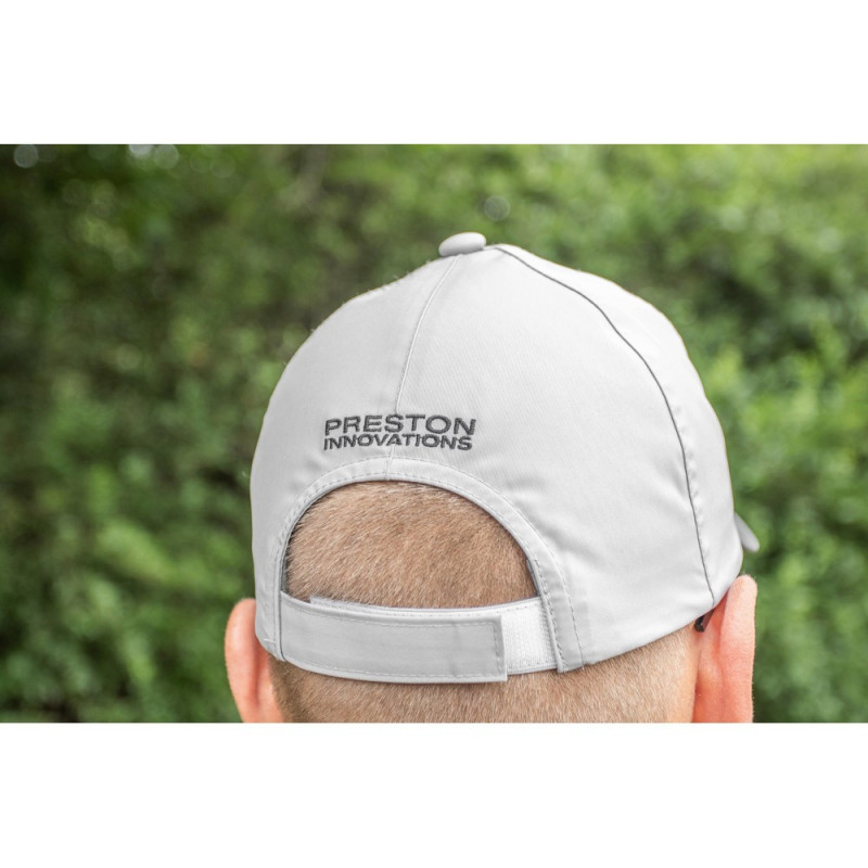 Czapka z daszkiem Celcius Waterproof Cap - Centrum wędkarskie - Sklep wędkarski Jarofishing Czapka z daszkiem Celcius Waterproof Cap - Centrum wędkarskie - Sklep wędkarski Jarofishing