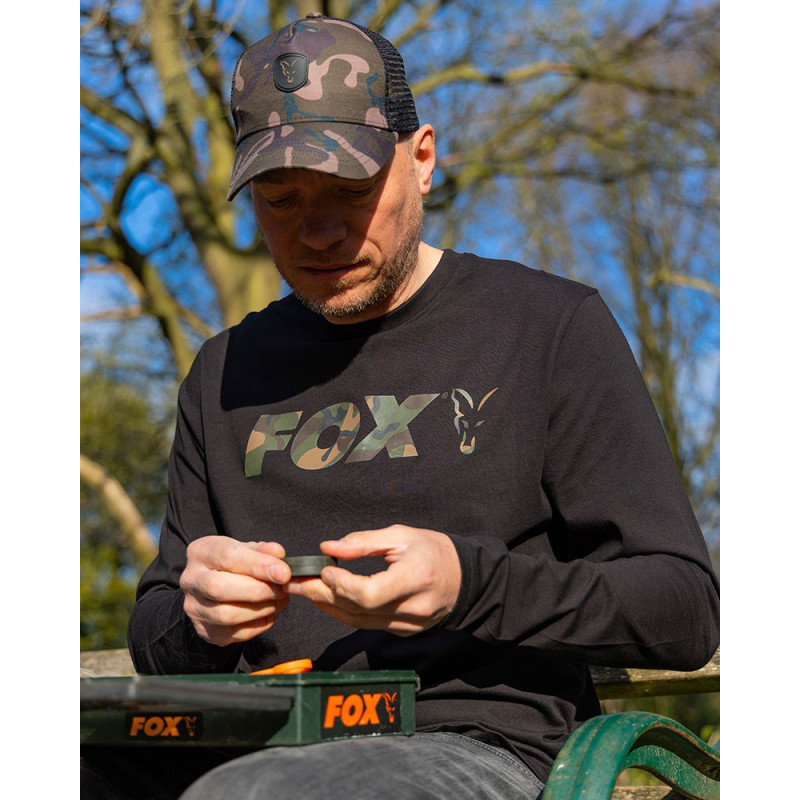 FOX BLUZA LONG SLEEVE BLACK/CAMO T-SHIRT ROZMIAR S - Centrum wędkarskie - Sklep wędkarski Jarofishing FOX BLUZA LONG SLEEVE BLACK/CAMO T-SHIRT ROZMIAR S - Centrum wędkarskie - Sklep wędkarski Jarofishing
