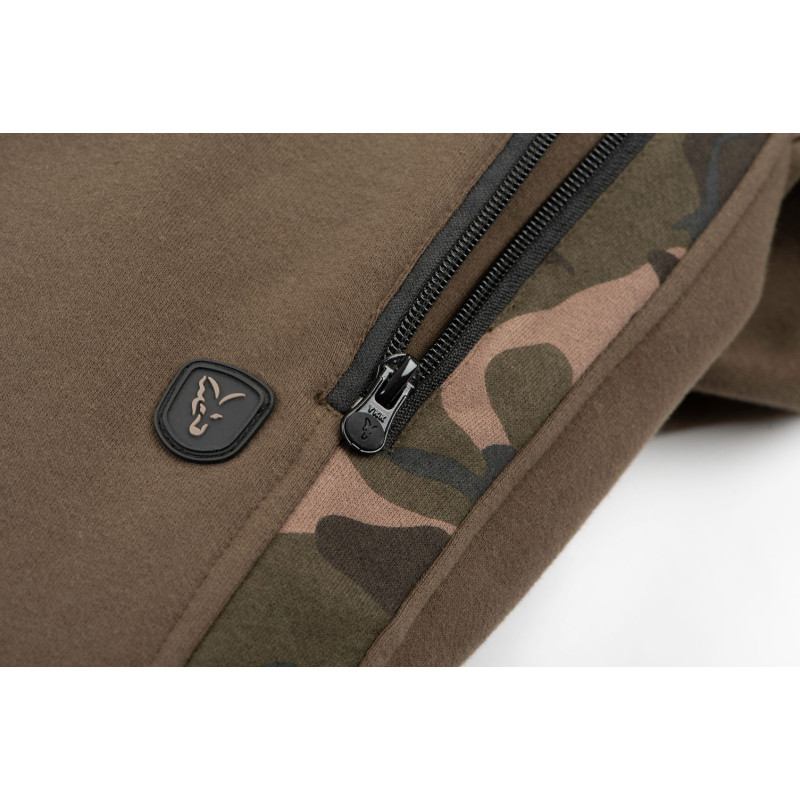 FOX® SPODNIE KHAKI/CAMO JOGGER ROZMIAR XL - Centrum wędkarskie - Sklep wędkarski Jarofishing FOX® SPODNIE KHAKI/CAMO JOGGER ROZMIAR XL - Centrum wędkarskie - Sklep wędkarski Jarofishing