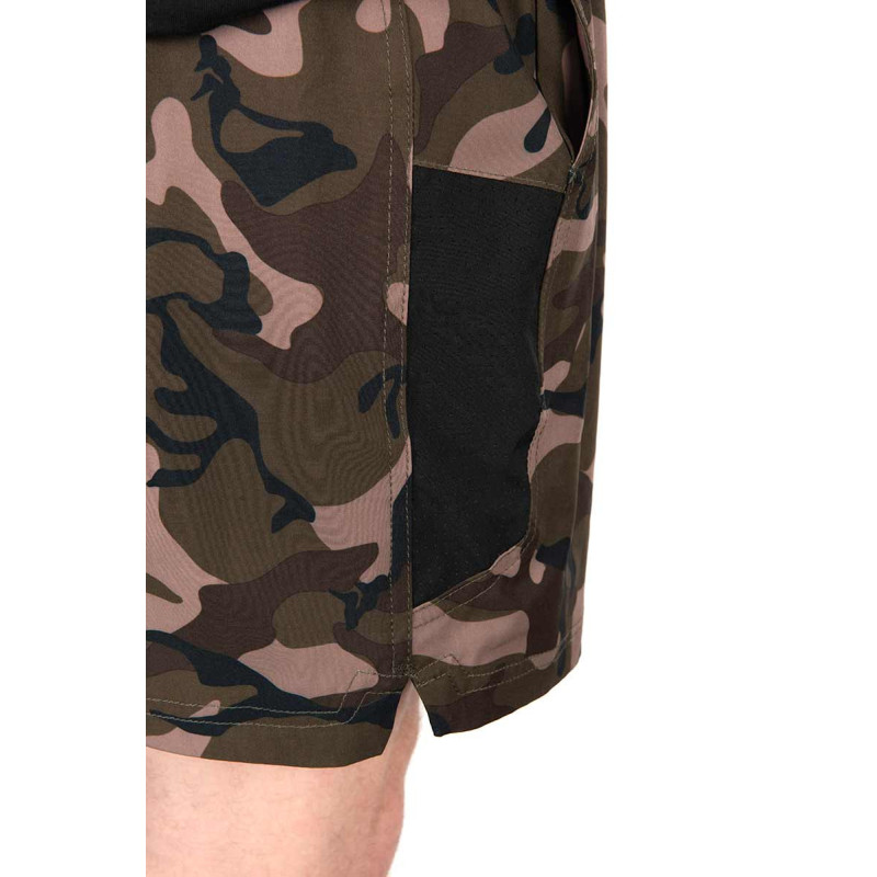 Krótkie Spodenki Fox Black / Camo LW Swim Shorts Roz.XXXL - Centrum wędkarskie - Sklep wędkarski Jarofishing