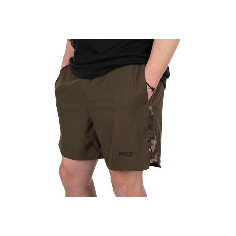 Krótkie Spodenki Fox Khaki / Camo LW Swim Shorts Roz.S - Centrum wędkarskie - Sklep wędkarski Jarofishing Krótkie Spodenki Fox Khaki / Camo LW Swim Shorts Roz.S - Centrum wędkarskie - Sklep wędkarski Jarofishing