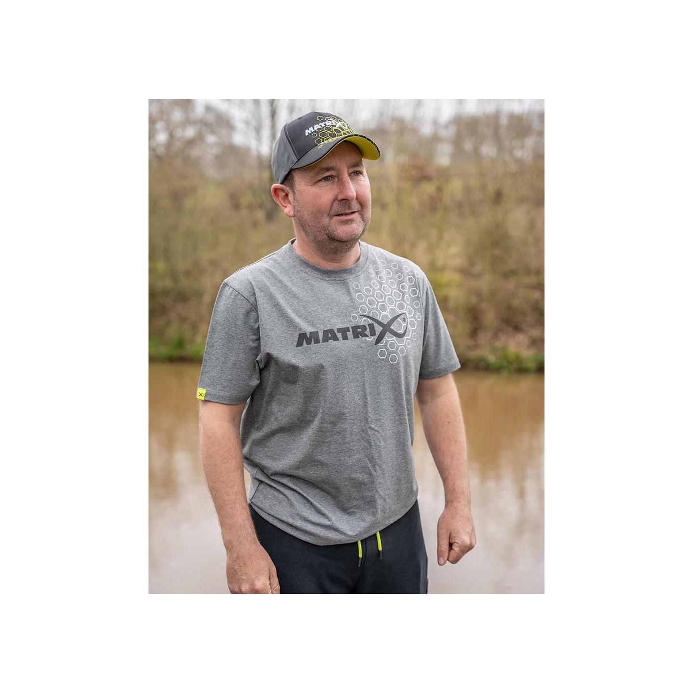 T-Shirt Matrix Hex Print T-Shirt Grey - roz. XL - Centrum wędkarskie - Sklep wędkarski Jarofishing T-Shirt Matrix Hex Print T-Shirt Grey - roz. XL - Centrum wędkarskie - Sklep wędkarski Jarofishing