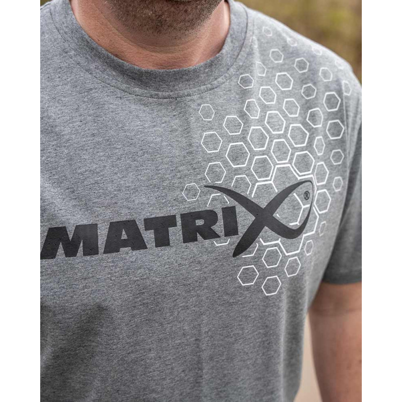 T-Shirt Matrix Hex Print T-Shirt Grey - roz. XL - Centrum wędkarskie - Sklep wędkarski Jarofishing T-Shirt Matrix Hex Print T-Shirt Grey - roz. XL - Centrum wędkarskie - Sklep wędkarski Jarofishing