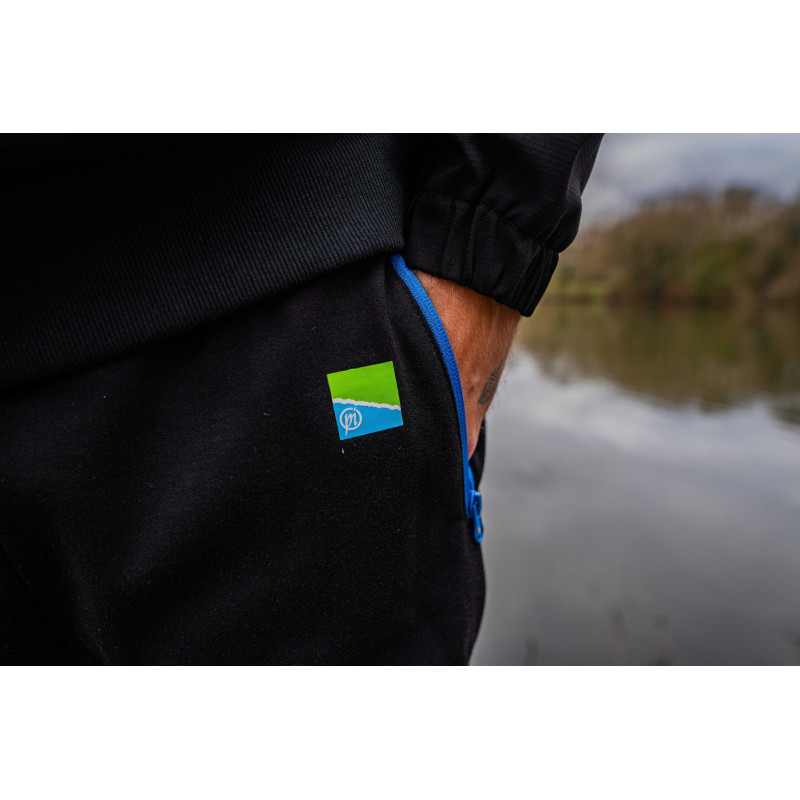Spodnie Preston Lightweight Joggers - roz. S - Centrum wędkarskie - Sklep wędkarski Jarofishing Spodnie Preston Lightweight Joggers - roz. S - Centrum wędkarskie - Sklep wędkarski Jarofishing