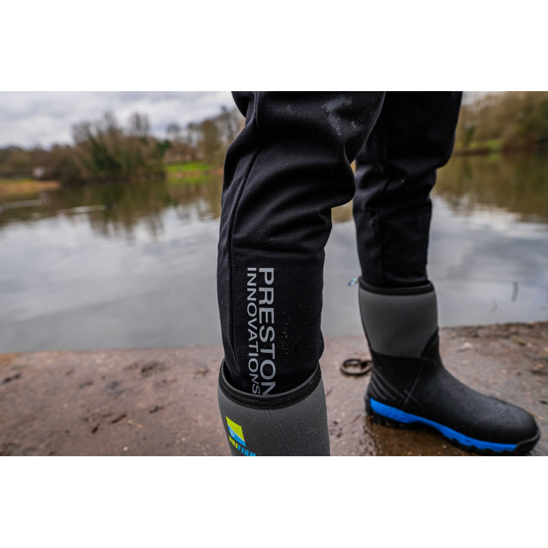 Spodnie Preston Lightweight Joggers - roz. M - Centrum wędkarskie - Sklep wędkarski Jarofishing Spodnie Preston Lightweight Joggers - roz. M - Centrum wędkarskie - Sklep wędkarski Jarofishing