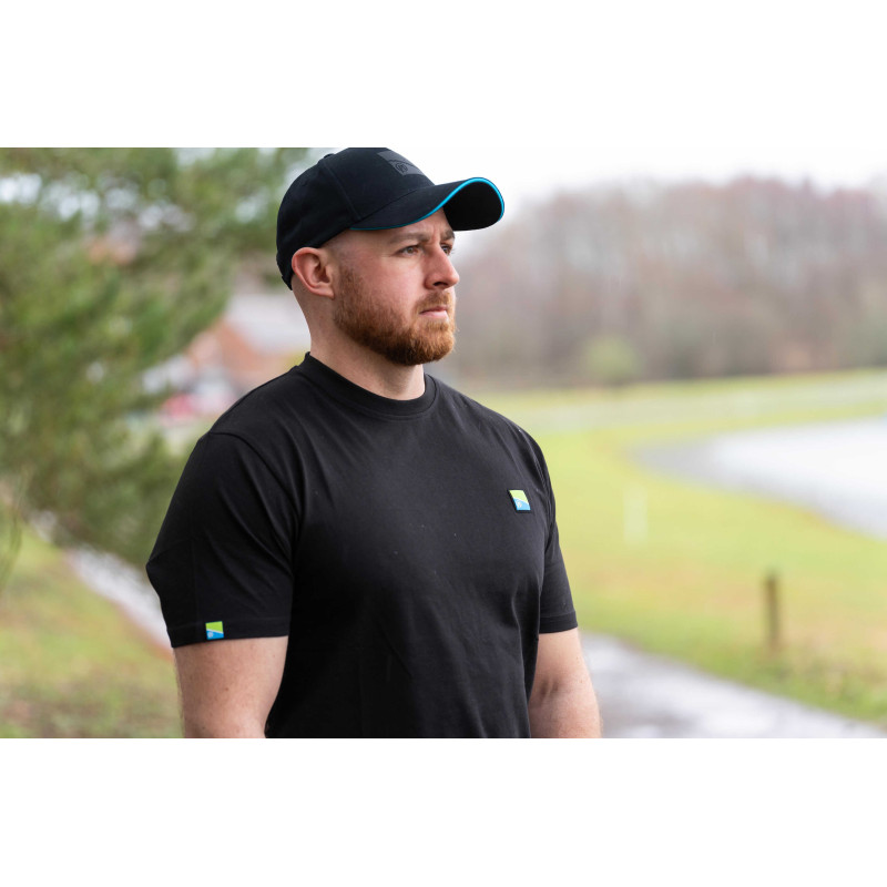 Koszulka Preston Lightweight Black T-Shirt - roz. S - Centrum wędkarskie - Sklep wędkarski Jarofishing Koszulka Preston Lightweight Black T-Shirt - roz. S - Centrum wędkarskie - Sklep wędkarski Jarofishing