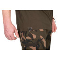 KOSZULKA FOX KHAKI/CAMO OUTLINE T-SHIRT Roz.XXXL - Centrum wędkarskie - Sklep wędkarski Jarofishing KOSZULKA FOX KHAKI/CAMO OUTLINE T-SHIRT Roz.XXXL - Centrum wędkarskie - Sklep wędkarski Jarofishing