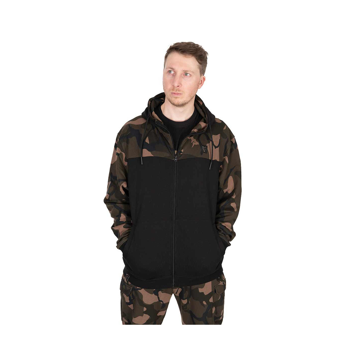 Bluza Fox LW Black / Camo Split Zip Hoody - roz. M - Centrum wędkarskie - Sklep wędkarski Jarofishing Bluza Fox LW Black / Camo Split Zip Hoody - roz. M - Centrum wędkarskie - Sklep wędkarski Jarofishing