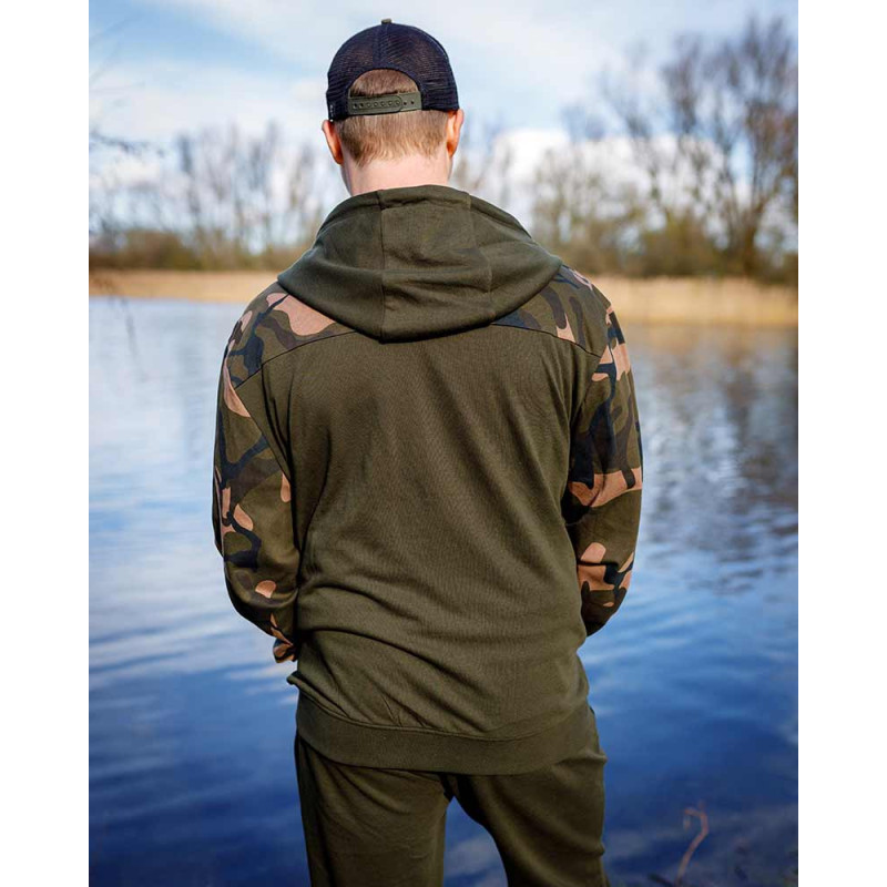 Bluza Fox LW Khaki / Camo Split Zip Hoody - roz. L - Centrum wędkarskie - Sklep wędkarski Jarofishing Bluza Fox LW Khaki / Camo Split Zip Hoody - roz. L - Centrum wędkarskie - Sklep wędkarski Jarofishing