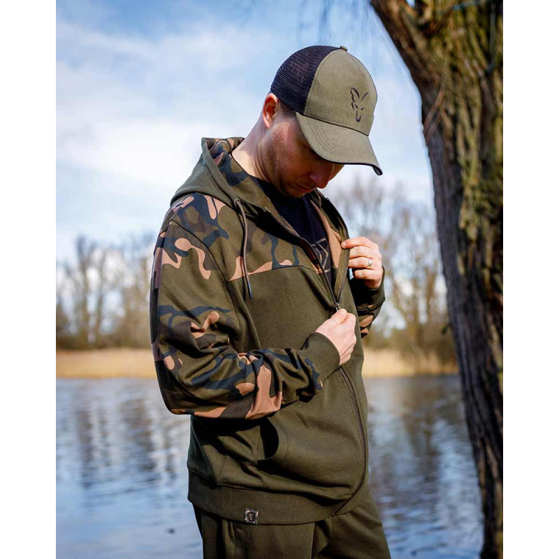 Bluza Fox LW Khaki / Camo Split Zip Hoody - roz. XXL - Centrum wędkarskie - Sklep wędkarski Jarofishing Bluza Fox LW Khaki / Camo Split Zip Hoody - roz. XXL - Centrum wędkarskie - Sklep wędkarski Jarofishing