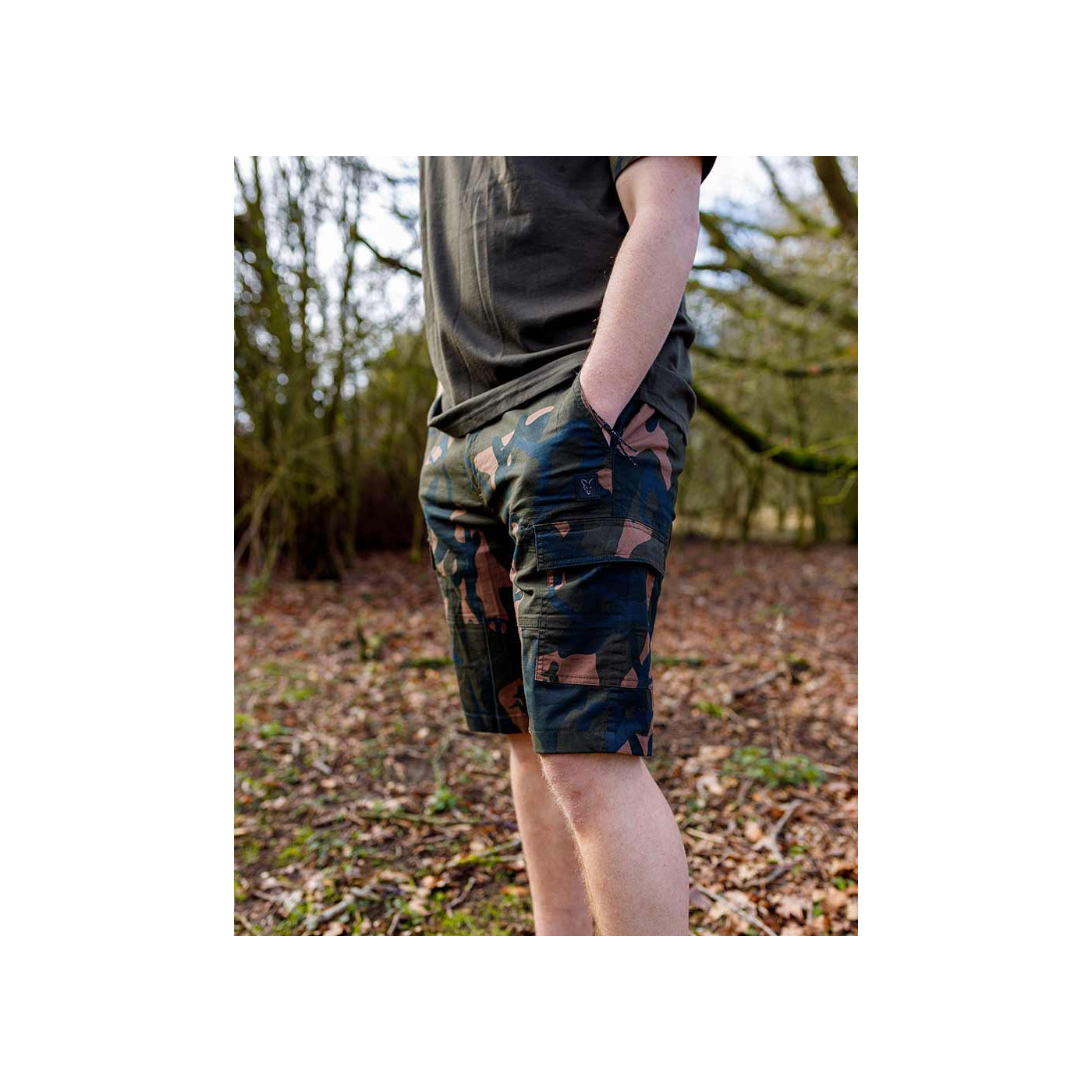 Krótkie Spodenki Fox LW Camo Combat Short Roz.M - Centrum wędkarskie - Sklep wędkarski Jarofishing