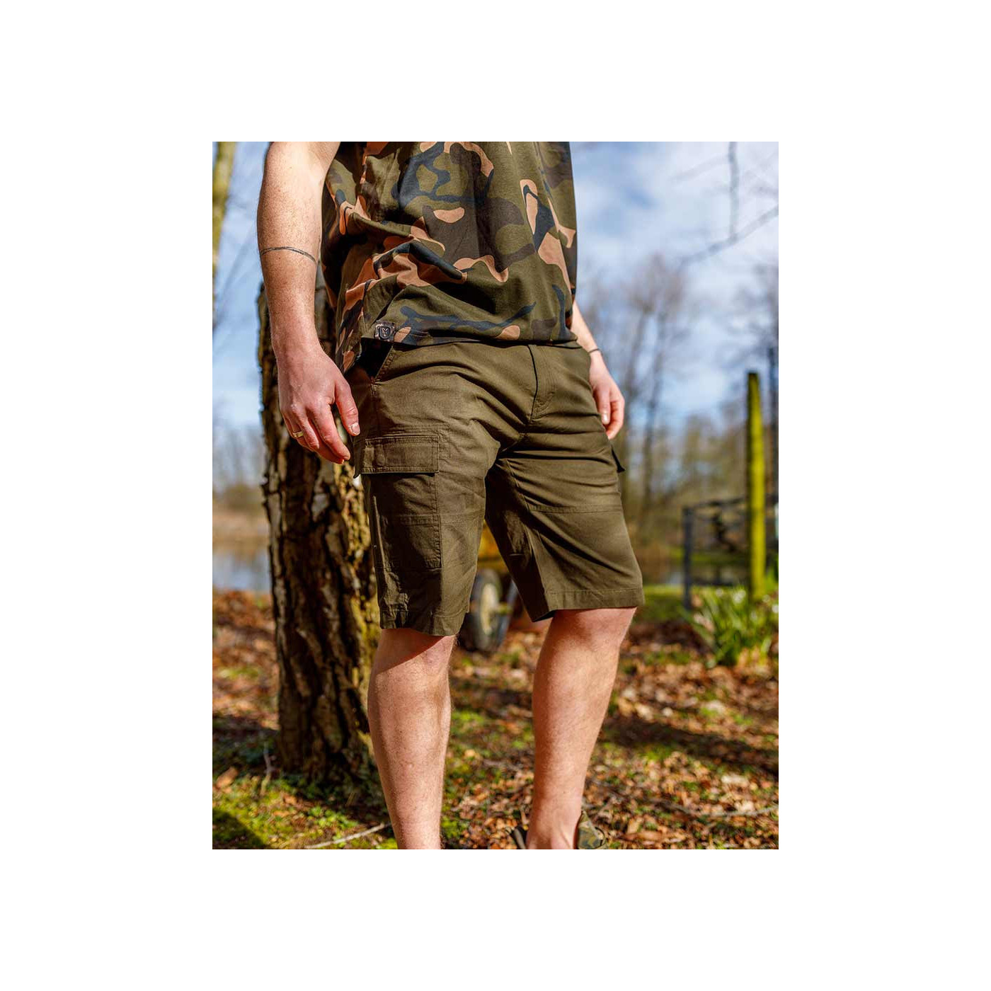 Krótkie Spodenki Fox LW Khaki Combat Short Roz.M - Centrum wędkarskie - Sklep wędkarski Jarofishing Krótkie Spodenki Fox LW Khaki Combat Short Roz.M - Centrum wędkarskie - Sklep wędkarski Jarofishing