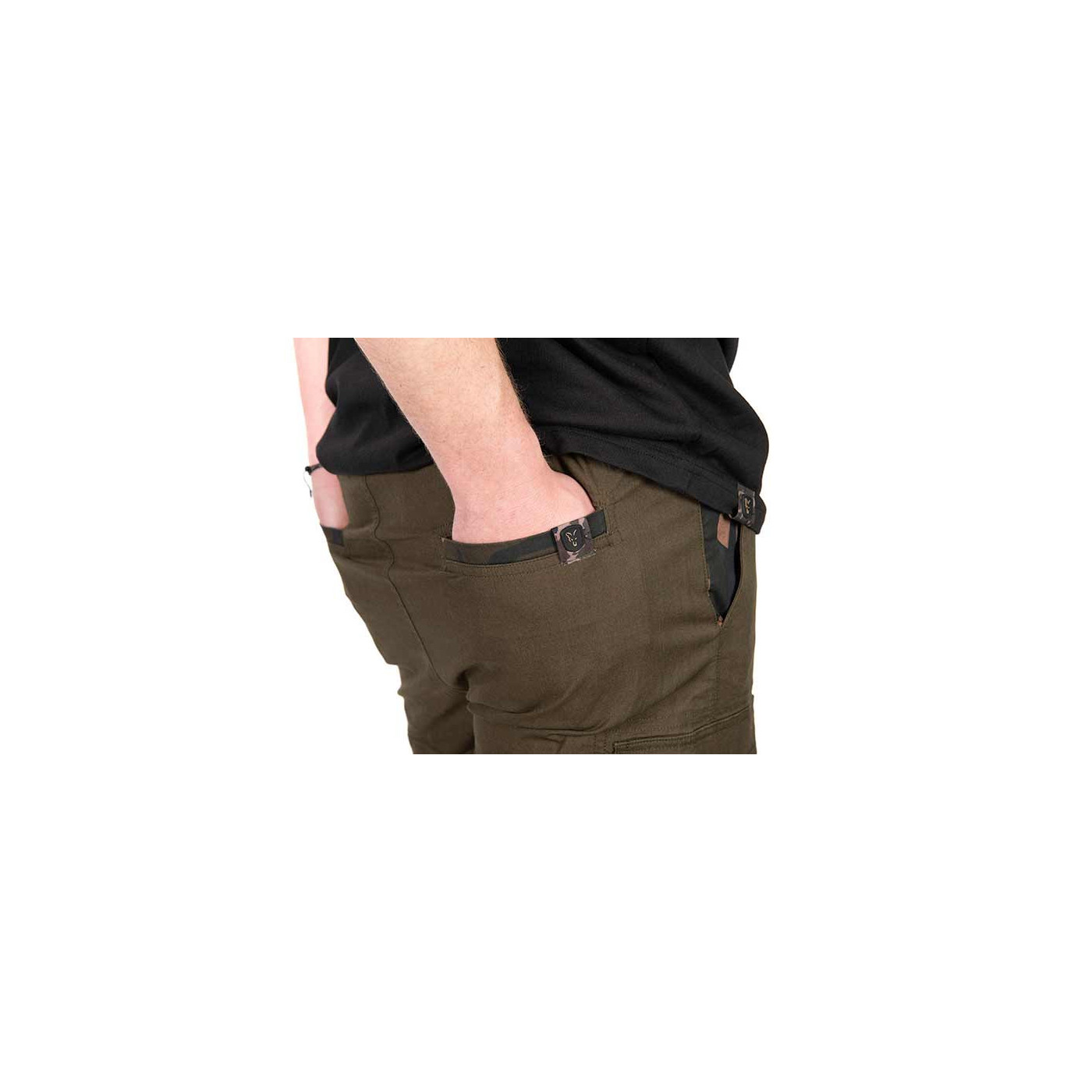 Krótkie Spodenki Fox LW Khaki Combat Short Roz.L - Centrum wędkarskie - Sklep wędkarski Jarofishing