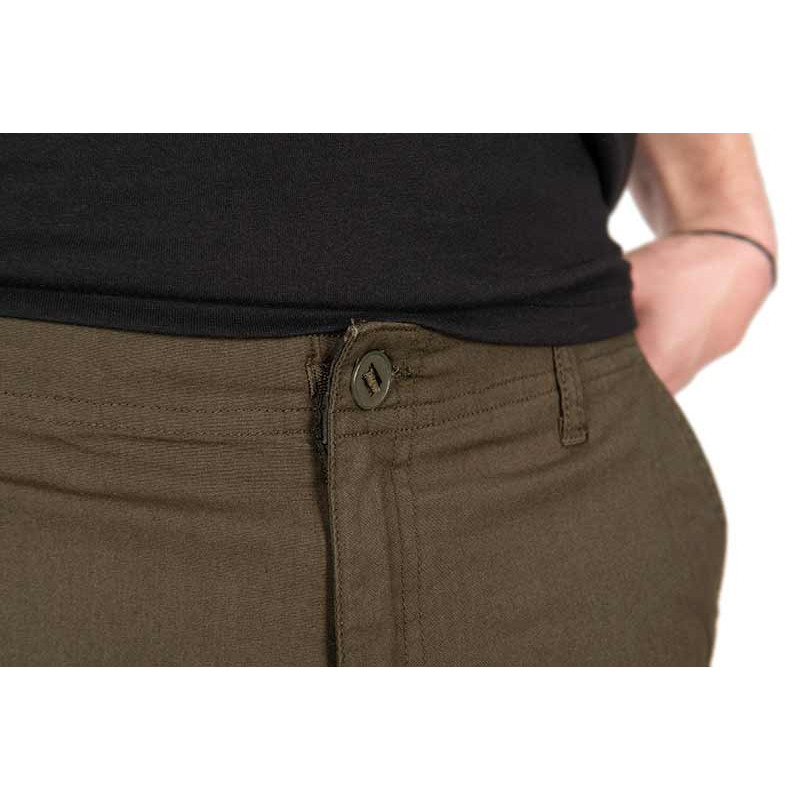 Krótkie Spodenki Fox LW Khaki Combat Short Roz.L - Centrum wędkarskie - Sklep wędkarski Jarofishing