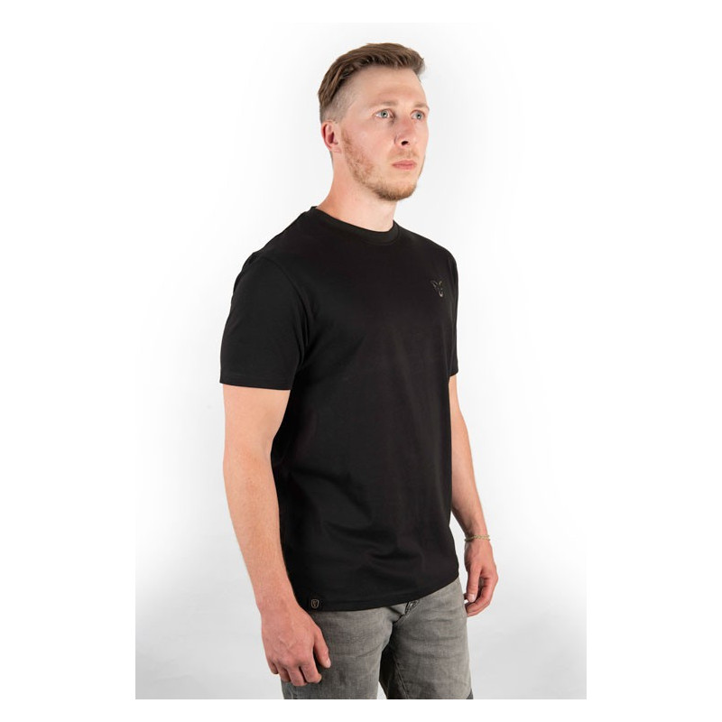 FOX KOSZULKA BLACK T-SHIRT ROZMIAR M - Centrum wędkarskie - Sklep wędkarski Jarofishing FOX KOSZULKA BLACK T-SHIRT ROZMIAR M - Centrum wędkarskie - Sklep wędkarski Jarofishing
