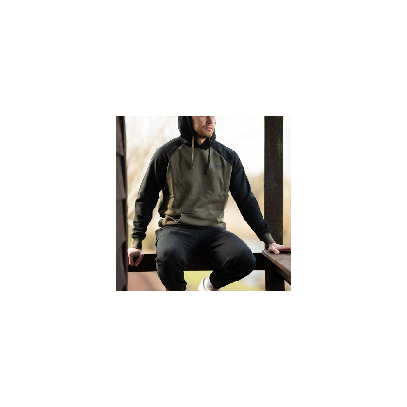 Spodnie Nash Make It Happen Joggers Box Logo Black Roz.XXL - Centrum wędkarskie - Sklep wędkarski Jarofishing