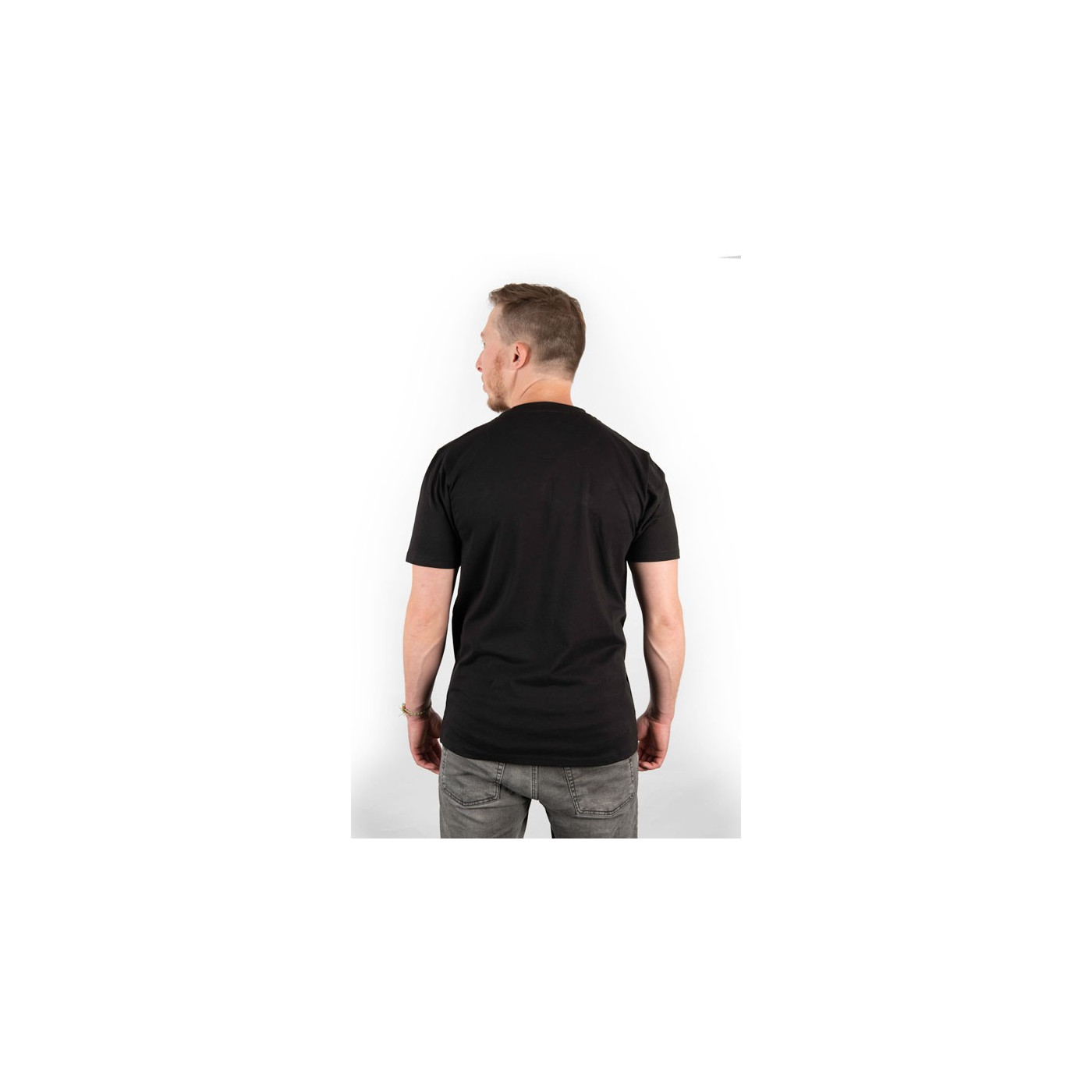 Koszulka Fox Black/Camo Chest Print T-Shirt Roz.XXXL - Centrum wędkarskie - Sklep wędkarski Jarofishing Koszulka Fox Black/Camo Chest Print T-Shirt Roz.XXXL - Centrum wędkarskie - Sklep wędkarski Jarofishing