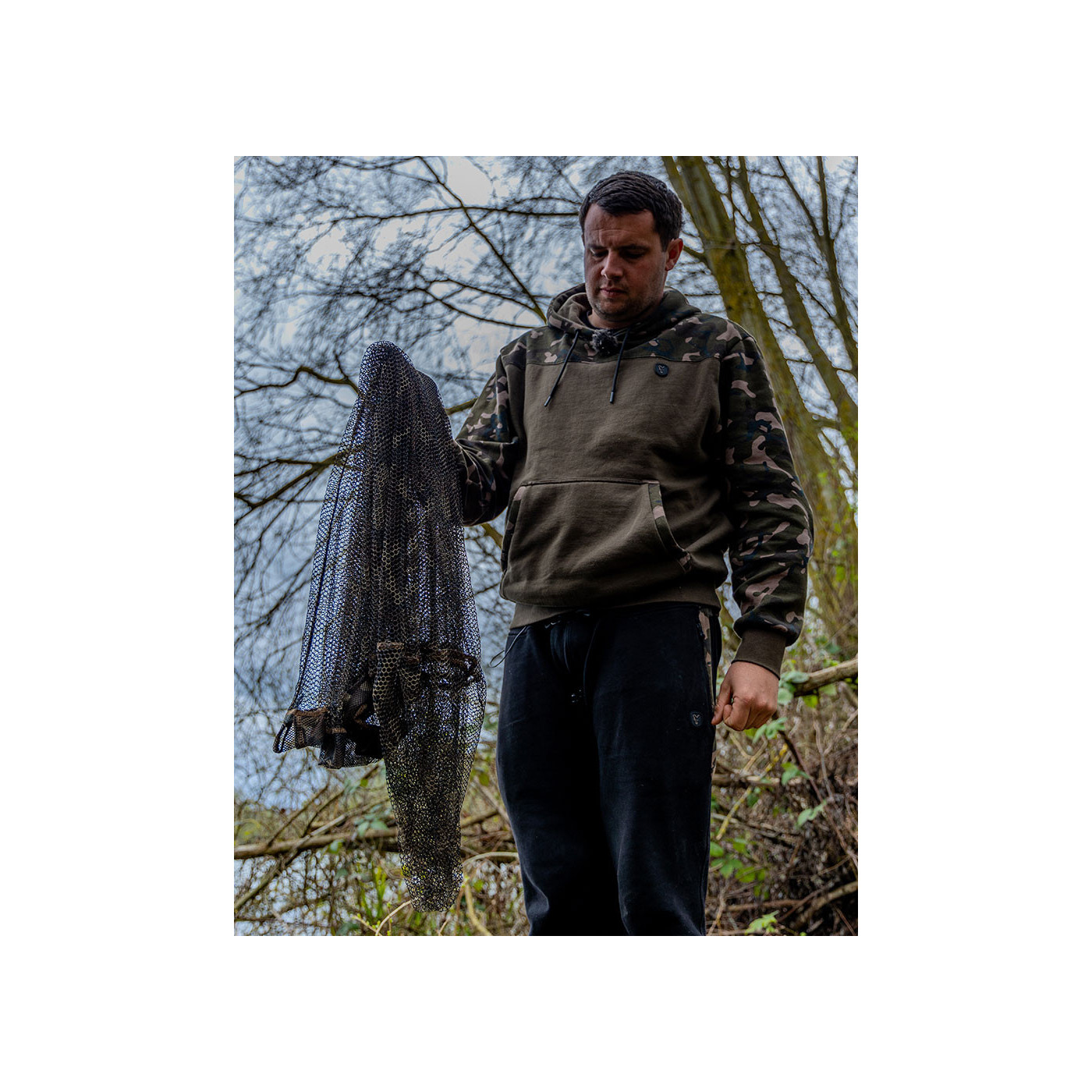Zapasowa siatka do podbieraka Fox Camo Landing Net Mesh 42'' - Centrum wędkarskie - Sklep wędkarski Jarofishing